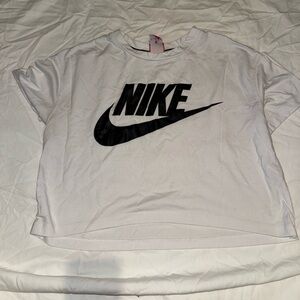 White Nike tee